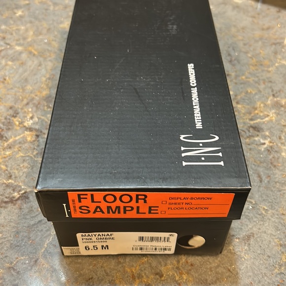 NWOT I.N.C. International Concepts pink ombré rhinestone flats, size 6.5. - Picture 5 of 13